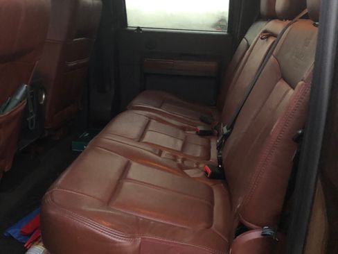 Used 2012 Ford F250 King Ranch w/ FX4 Off Road Pkg image 2