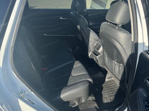 Used 2020 Hyundai Santa Fe Limited image 6