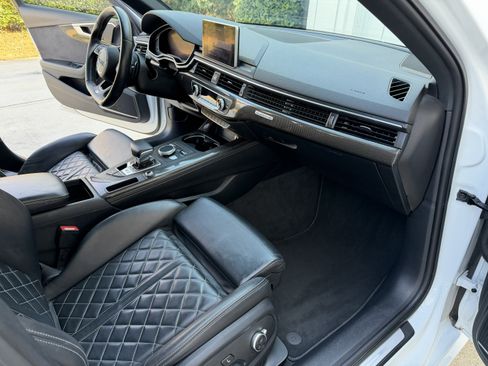 Used 2018 Audi S4 Premium Plus w/ Navigation Package image 18