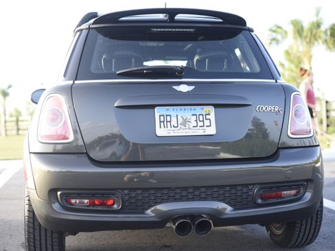 Used 2013 MINI Cooper S FWD image 9