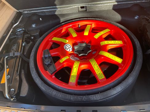 Used 2014 Porsche Cayenne S image 12