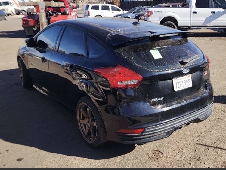 Used 2017 Ford Focus ST FWD image 2