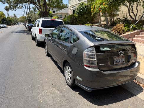 Used 2006 Toyota Prius FWD image 4