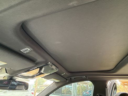 Used 2019 BMW 530e w/ M Sport Package image 16