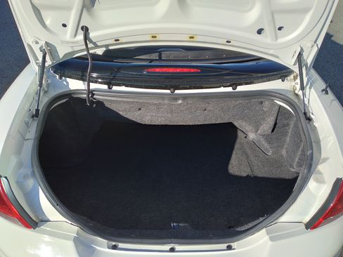 Used 2002 Chrysler Sebring Limited image 27