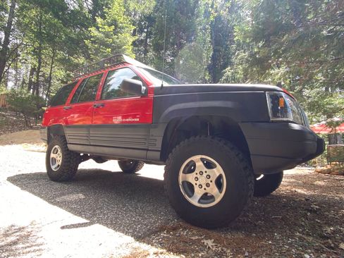 Used 1997 Jeep Grand Cherokee Laredo AWD/4WD image 4
