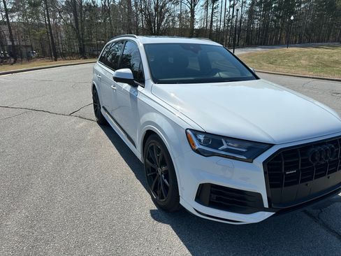 Used 2021 Audi Q7 3.0T Premium Plus w/ Premium Plus Package image 4