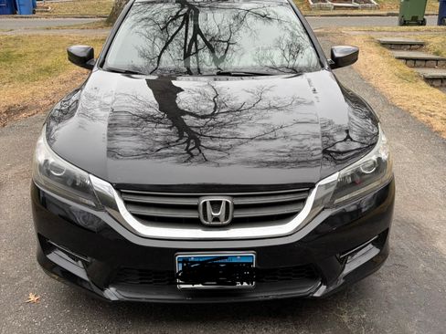 Used 2015 Honda Accord LX image 2