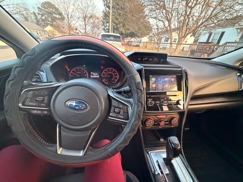 Used 2019 Subaru Crosstrek 2.0i Premium w/ Moonroof Package image 23