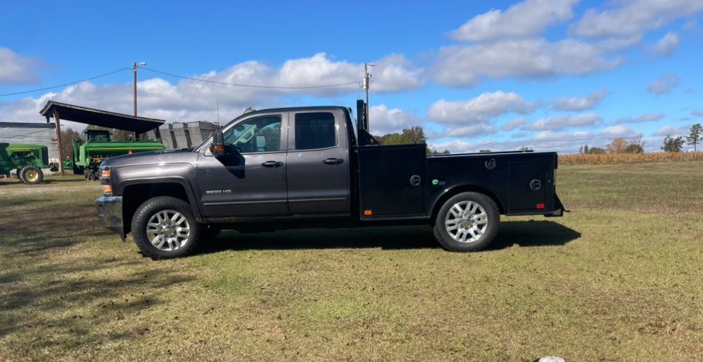 Used 2015 Chevrolet Silverado 3500 LT w/ LT Convenience Package AWD/4WD image 1