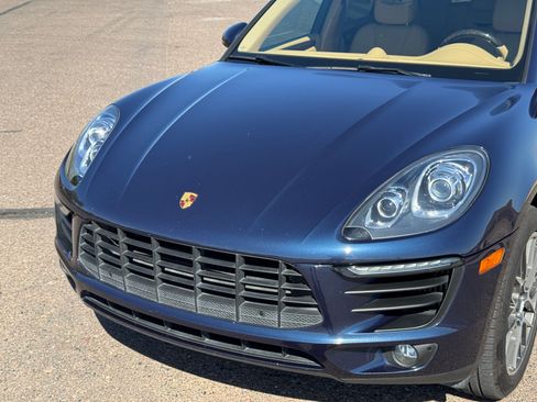 Used 2015 Porsche Macan S AWD/4WD image 12