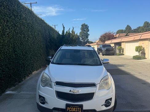 Used 2012 Chevrolet Equinox LTZ image 2