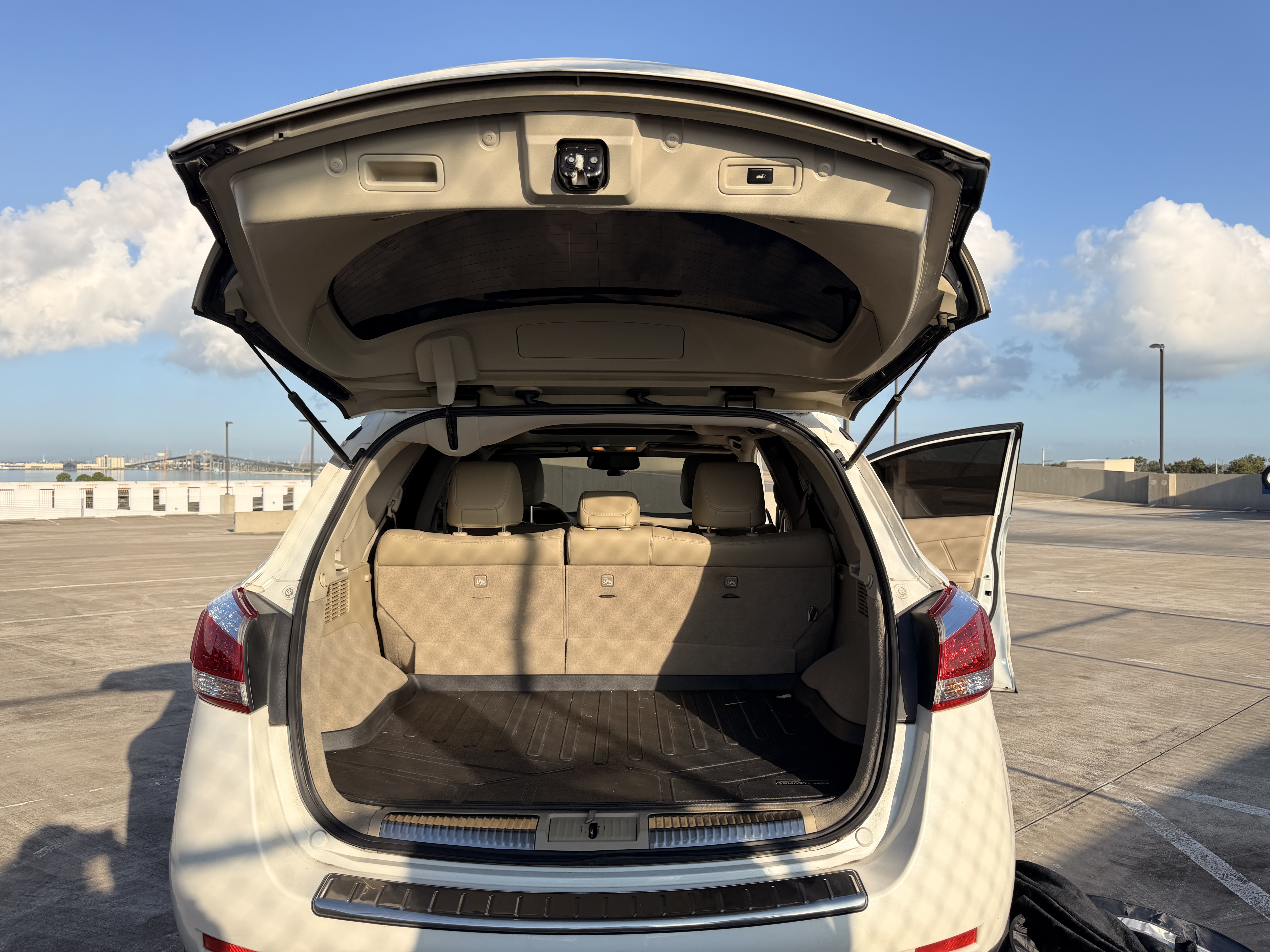 Used 2014 Nissan Murano SL w/ Navigation Package FWD image 8