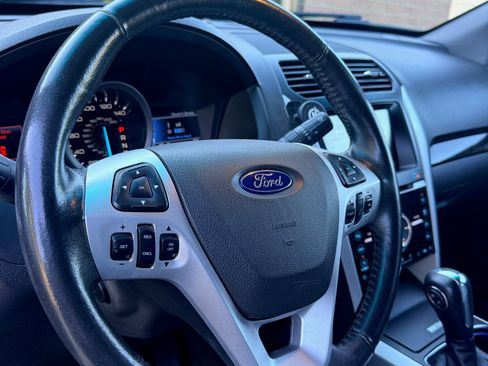 Used 2013 Ford Explorer Limited FWD image 11