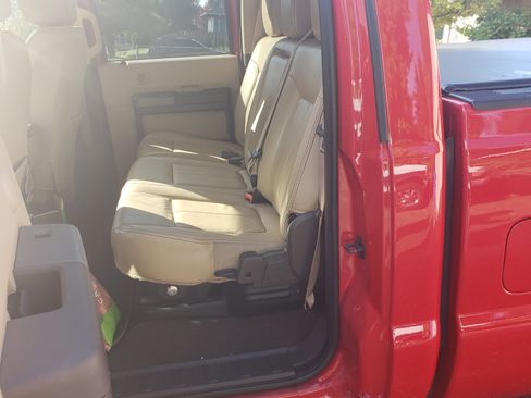 Used 2012 Ford F250 Lariat w/ Chrome Pkg image 12