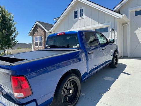 Used 2014 RAM 1500 Express RWD image 2