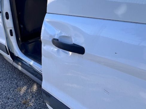 Used 2015 Ford Transit Connect XLT image 5