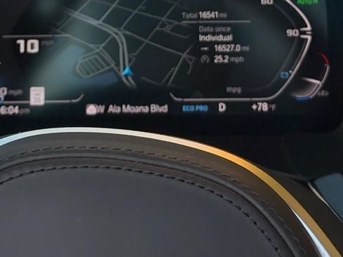 Used 2024 BMW Z4 M40i w/ Premium Package image 5