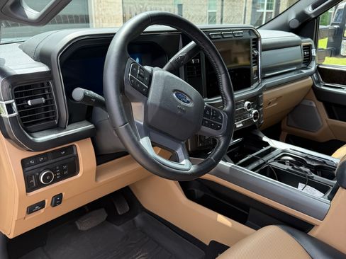 Used 2024 Ford F350 Lariat w/ Chrome Package AWD/4WD image 21