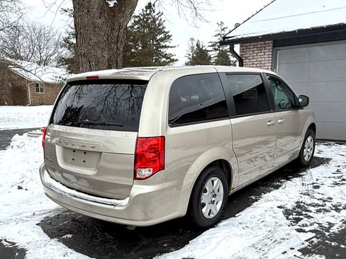 Used 2013 Dodge Grand Caravan SE image 11