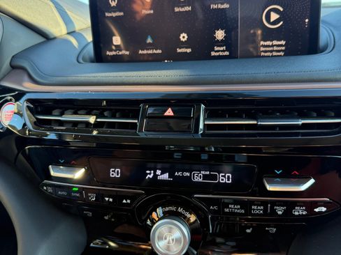Used 2022 Acura MDX SH-AWD w/ Technology Package image 15
