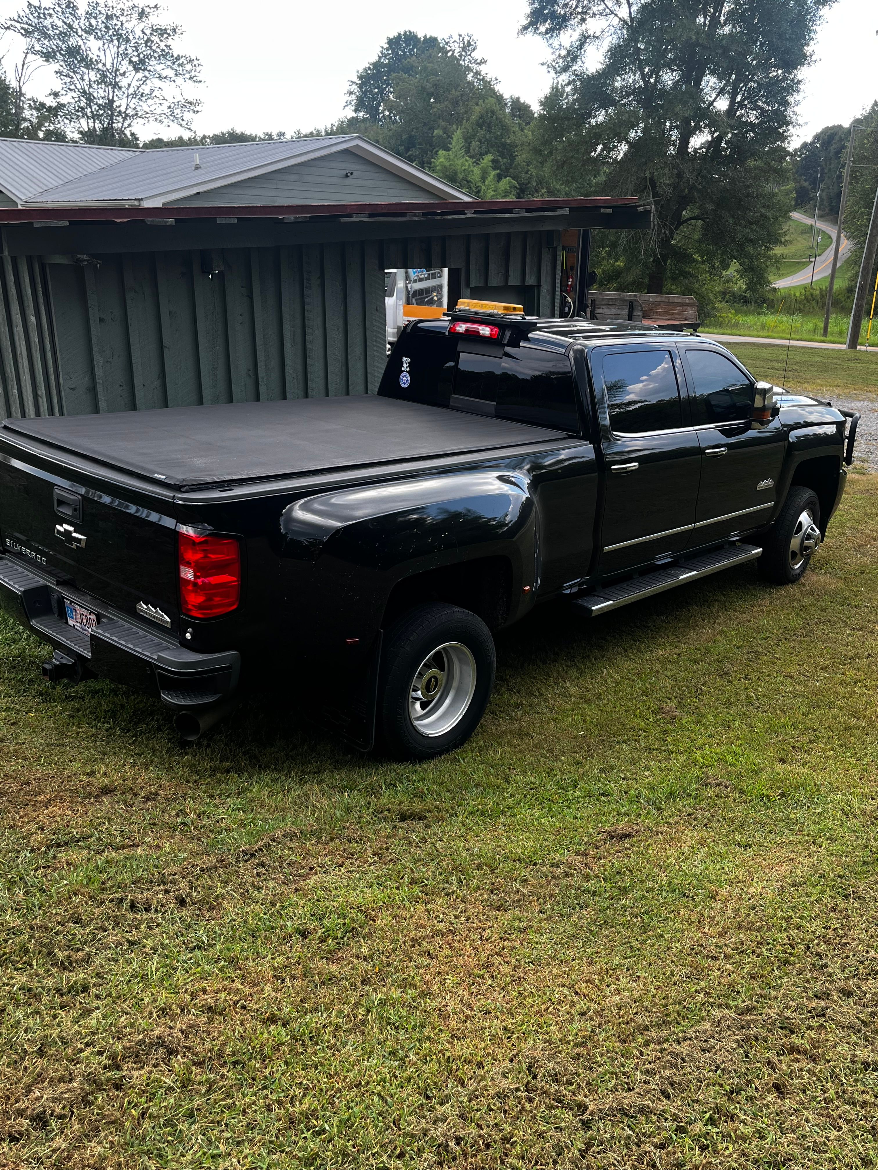 Used 2018 Chevrolet Silverado 3500 LTZ w/ Duramax Plus Package AWD/4WD image 5