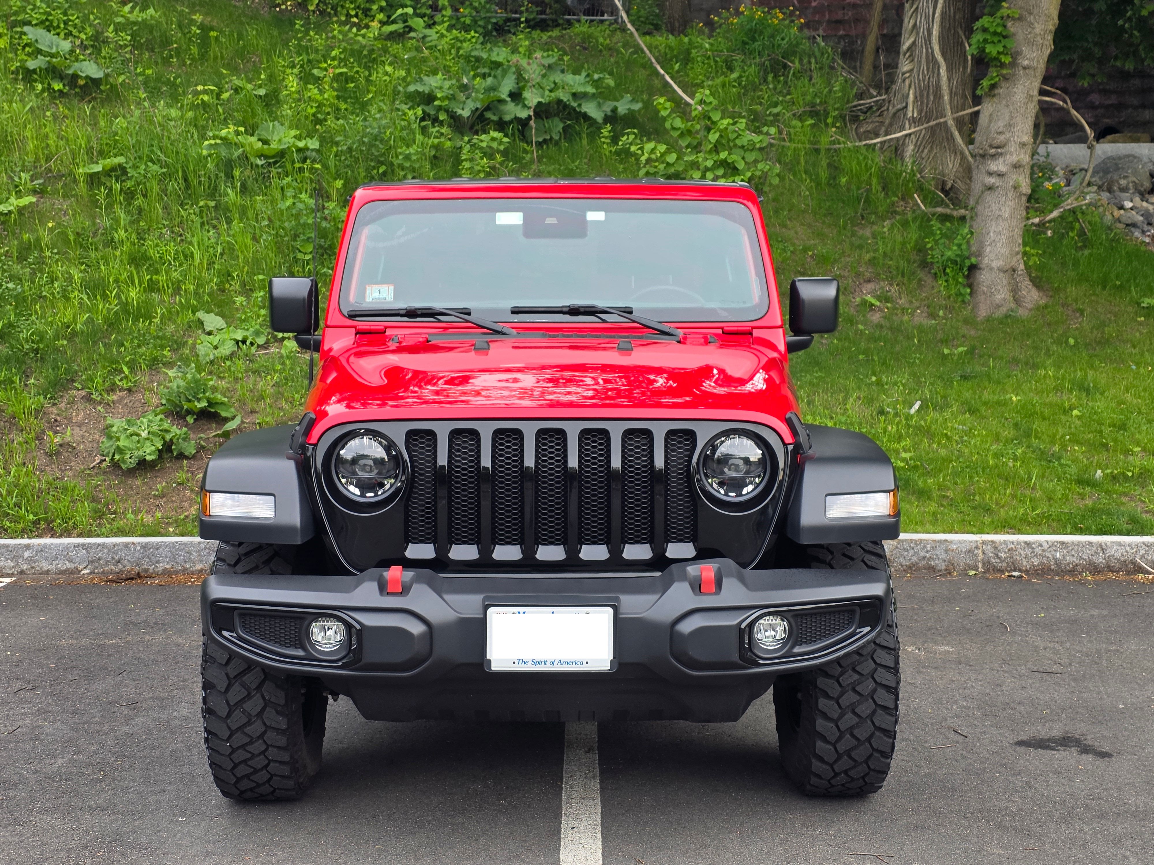 Used 2023 Jeep Wrangler Sport AWD/4WD image 2
