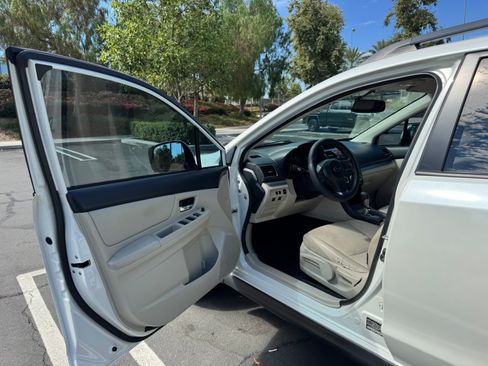 Used 2014 Subaru Crosstrek 2.0i Limited w/ Popular Package #2 AWD/4WD image 12