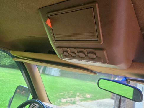 Used 1995 Chevrolet Silverado 3500 2WD Regular Cab image 25