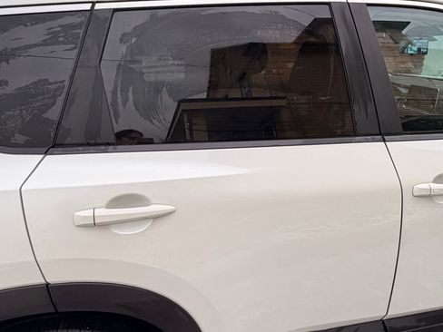 Used 2023 Nissan Rogue SV image 5