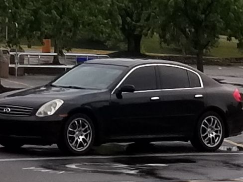 Used 2005 INFINITI G35 Sedan w/ (P01) Premium Pkg A image 1