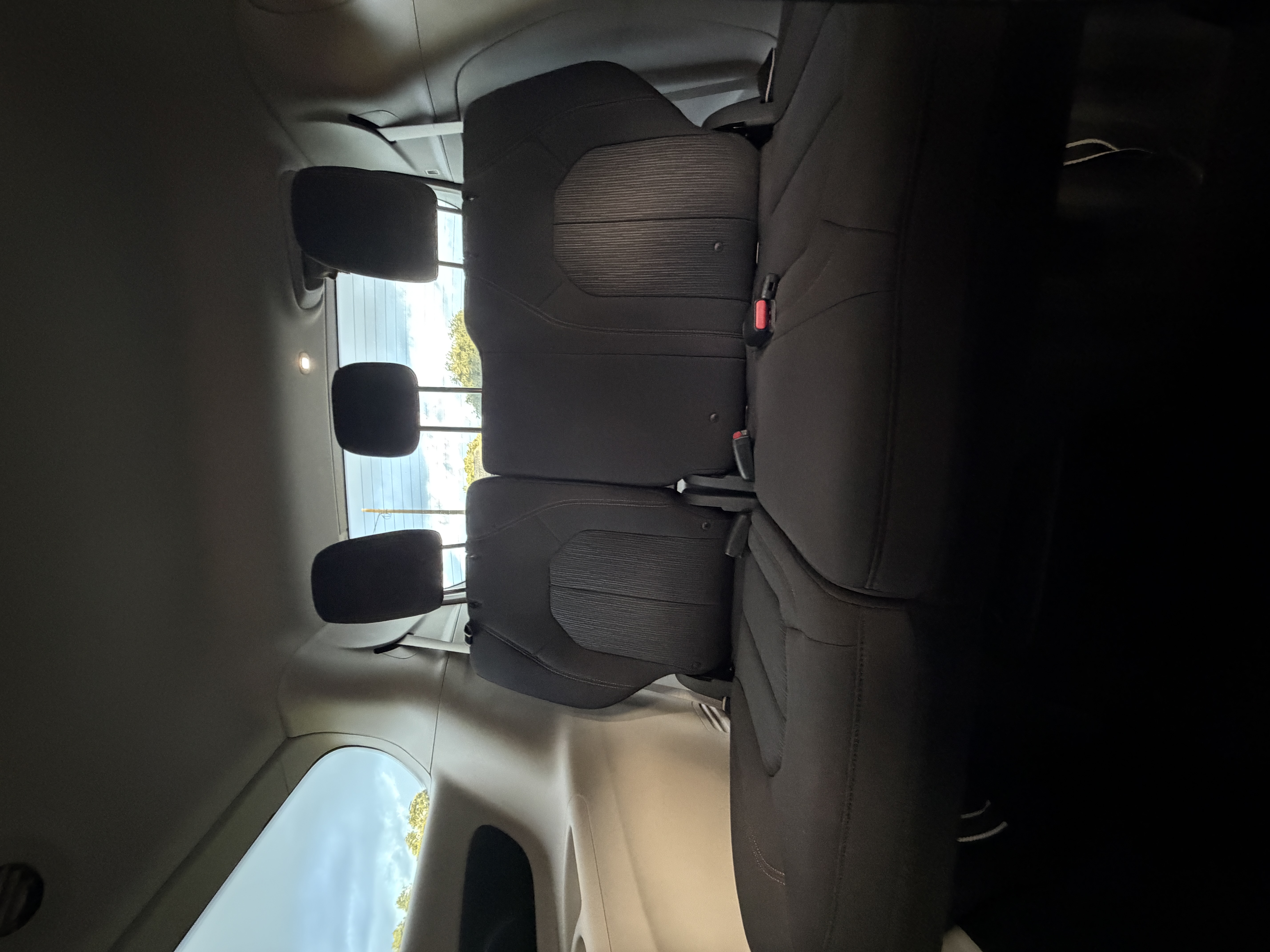 Used 2019 Chrysler Pacifica Touring Plus w/ Advanced Safetytec Group FWD image 10