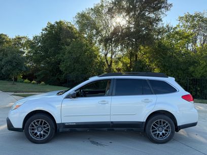 Used 2013 Subaru Outback 2.5i Limited w/ Moonroof Pkg