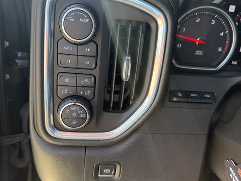 Used 2022 Chevrolet Silverado 2500 LTZ w/ LTZ Plus Package image 24