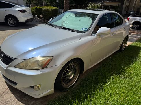Used 2007 Lexus IS 250 RWD image 4