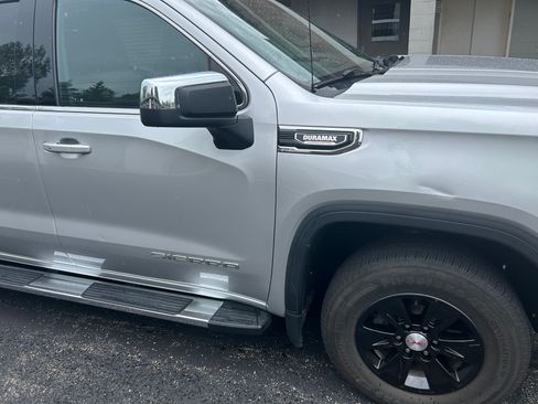 Used 2020 GMC Sierra 1500 SLE w/ SLE Value Package image 5