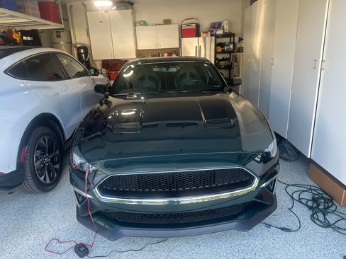 Used 2019 Ford Mustang Bullitt image 6