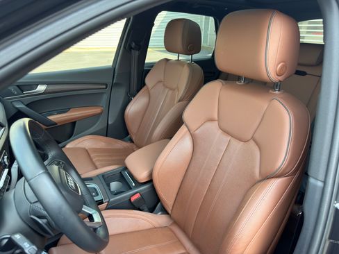 Used 2021 Audi Q5 Prestige w/ Prestige Package AWD/4WD image 10