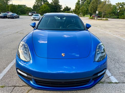 Used 2018 Porsche Panamera 4S AWD/4WD image 5