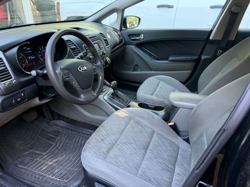 Used 2014 Kia Forte LX w/ Protection Package FWD image 4