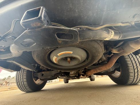 Used 2014 Nissan Pathfinder SV image 22