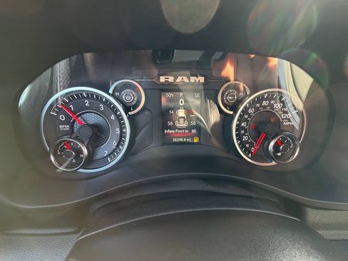 Used 2023 RAM 2500 Tradesman image 13