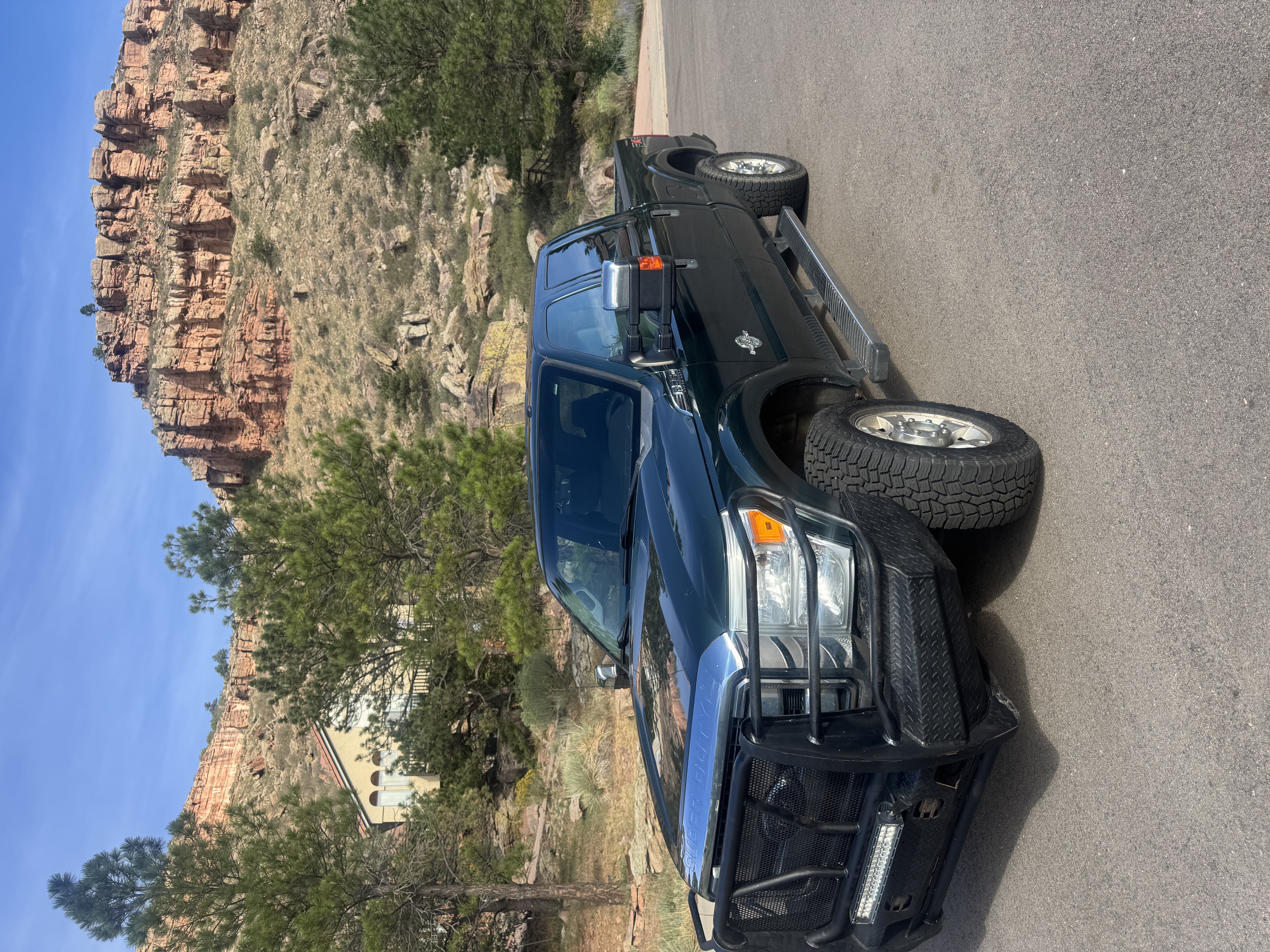 Used 2011 Ford F250 XLT w/ XLT Premium Pkg AWD/4WD image 2