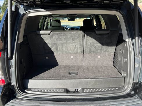 Used 2017 GMC Yukon Denali w/ Open Road Package image 29