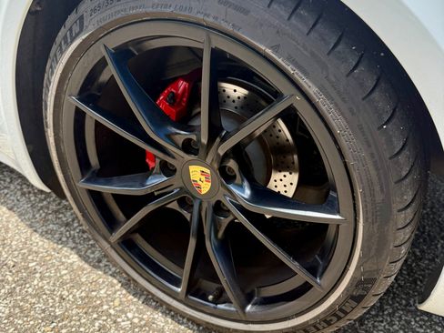 Used 2019 Porsche 718 Boxster GTS RWD image 15