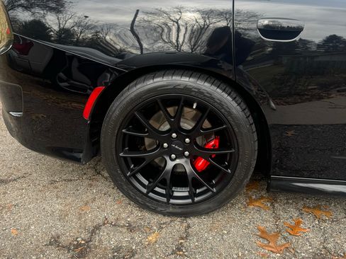 Used 2016 Dodge Charger SRT Hellcat w/ Harman/Kardon Audio Group image 10