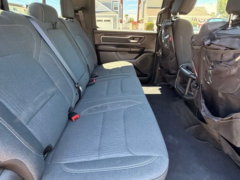 Used 2021 RAM 1500 Big Horn RWD image 16
