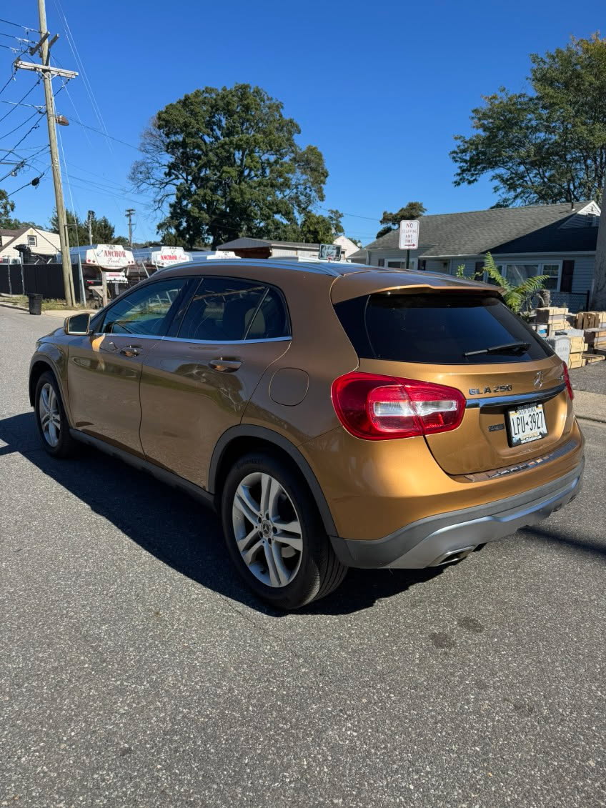 Used 2018 Mercedes-Benz GLA 250 4MATIC image 5