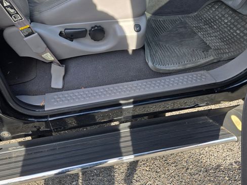 Used 2000 Ford Excursion Limited image 9