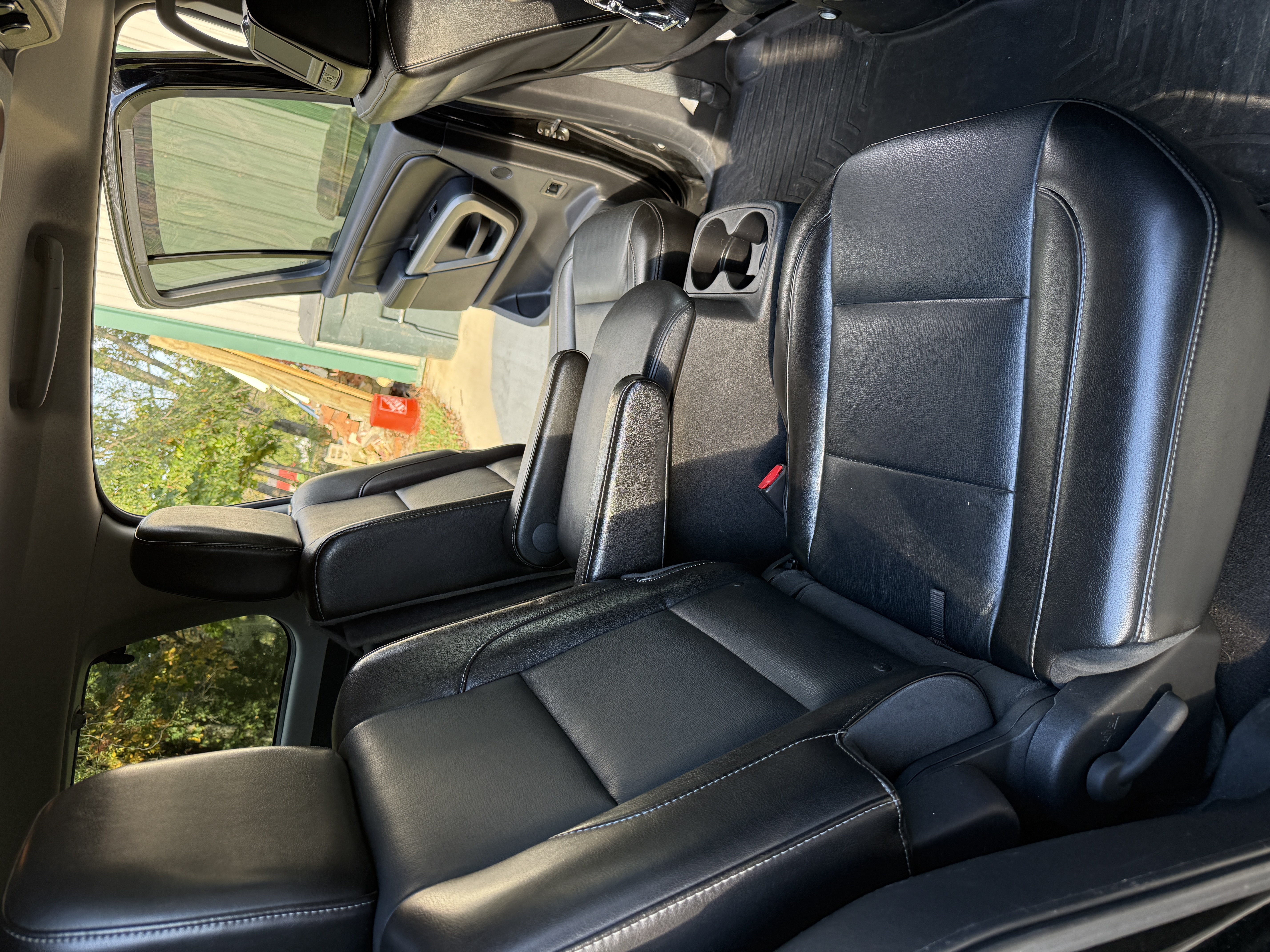 Used 2015 Nissan Armada Platinum w/ 2nd Row Captain Seat Package AWD/4WD image 27